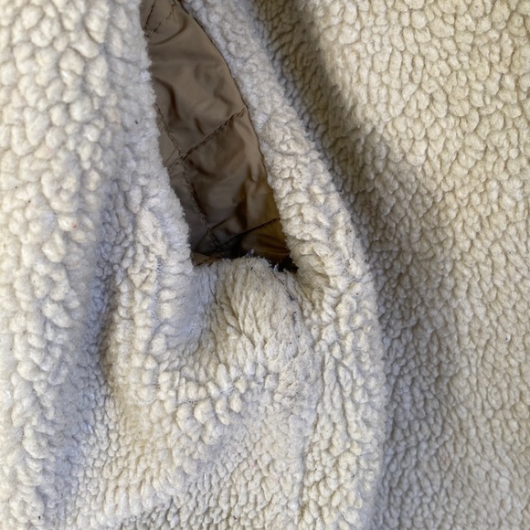 Levi's sherpa jean jacket - Picture 2 of 16